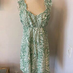 EUC BLU PEPPER Green and White Floral Dress